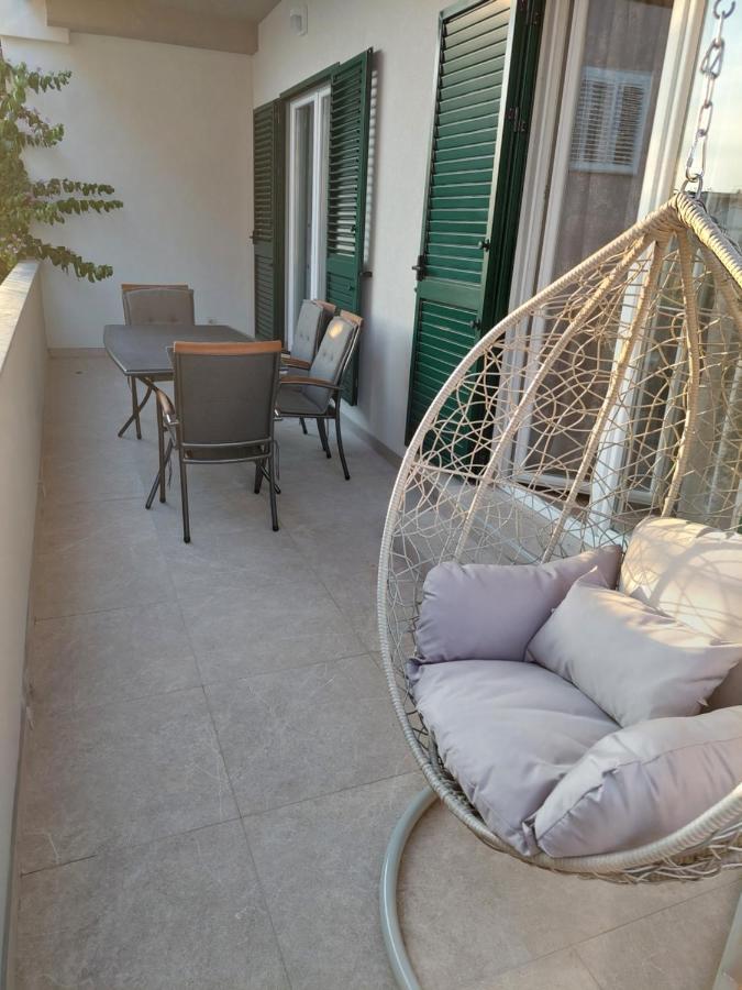 Apartmani Diana บีโอกราดนาโมรู ภายนอก รูปภาพ