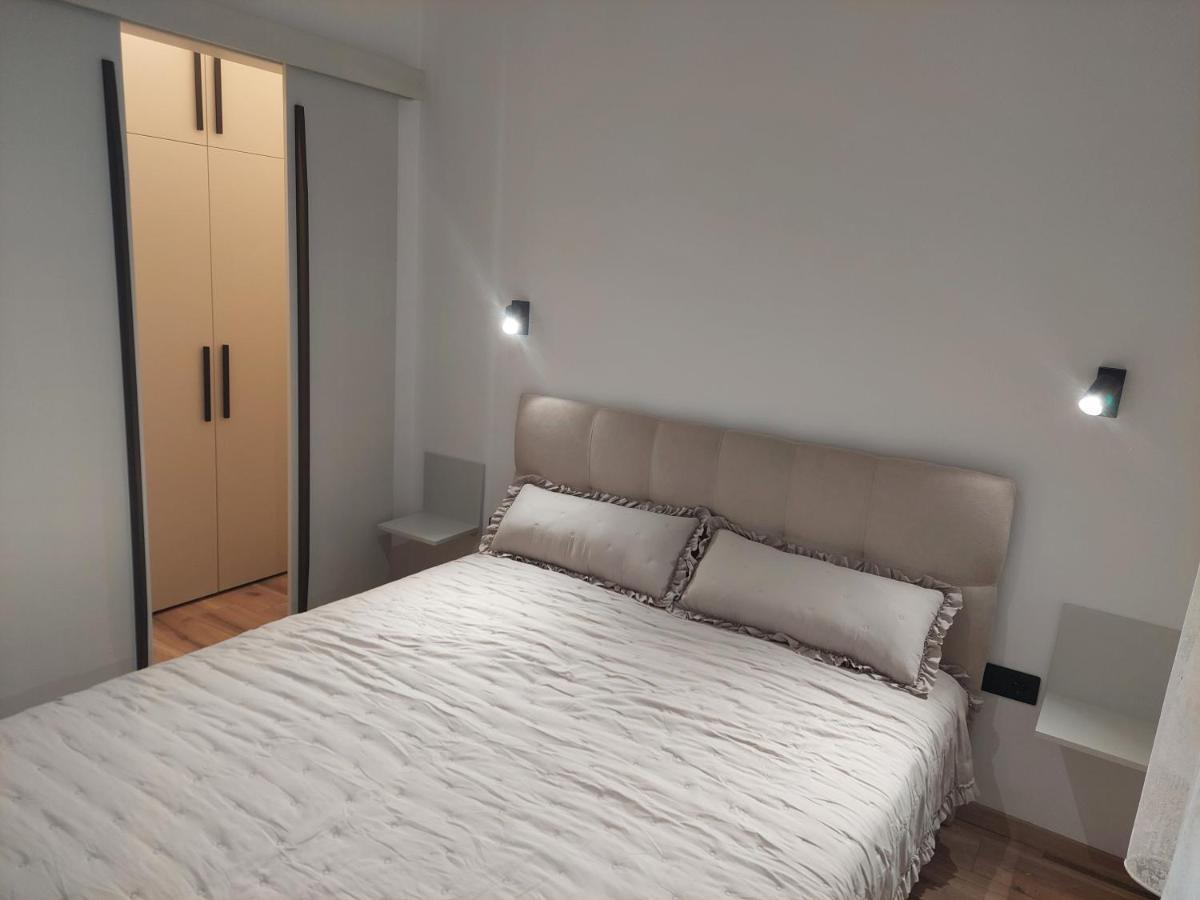 Apartmani Diana บีโอกราดนาโมรู ภายนอก รูปภาพ