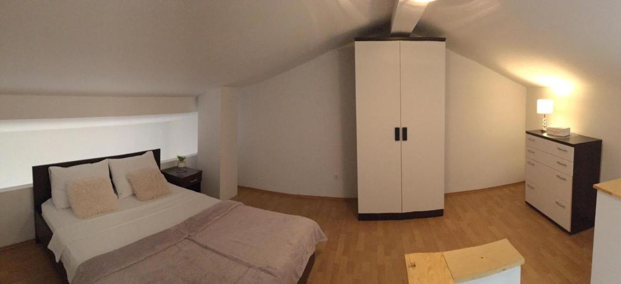 Apartmani Diana บีโอกราดนาโมรู ภายนอก รูปภาพ